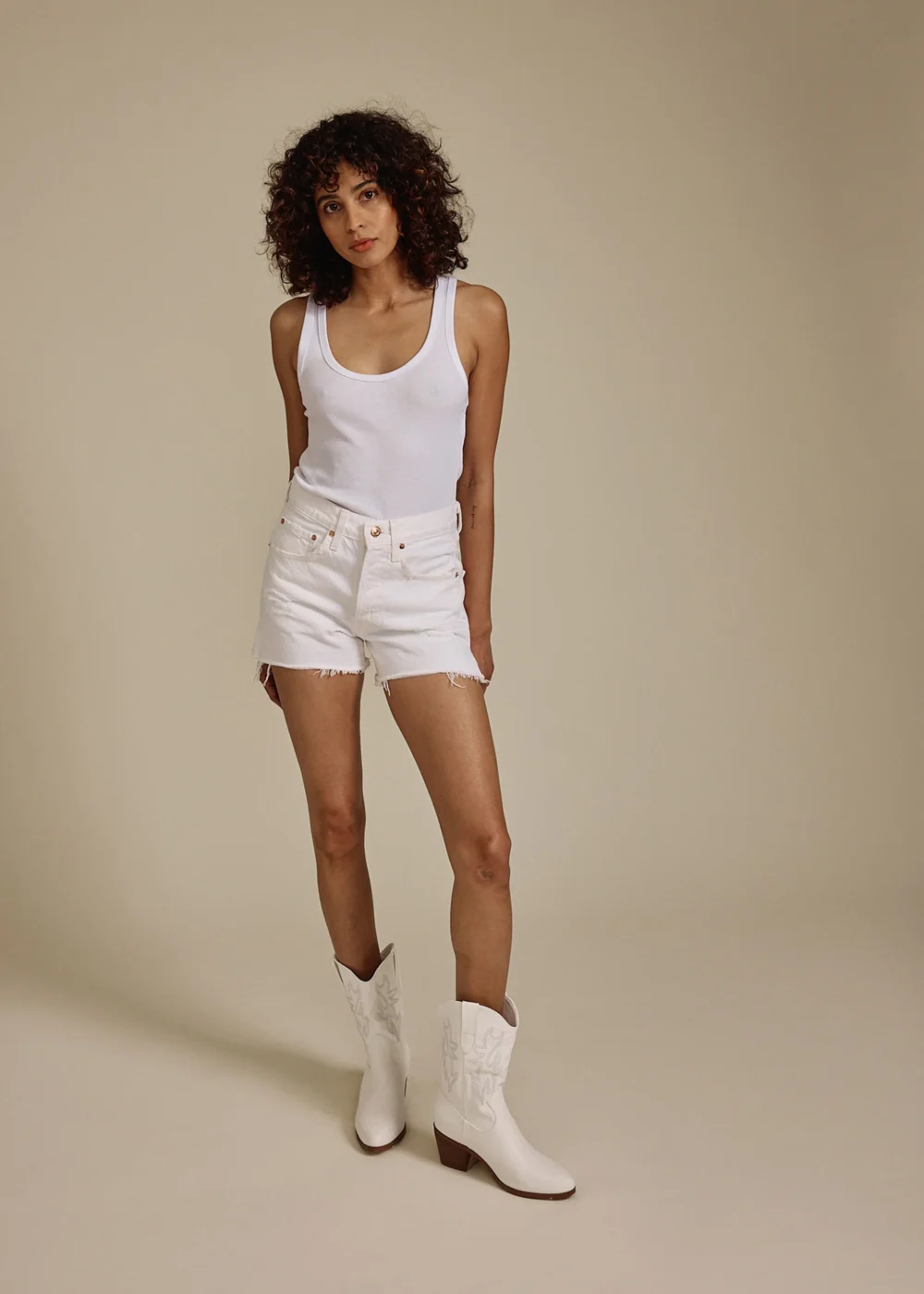 Cai Cut Off Short Trendy